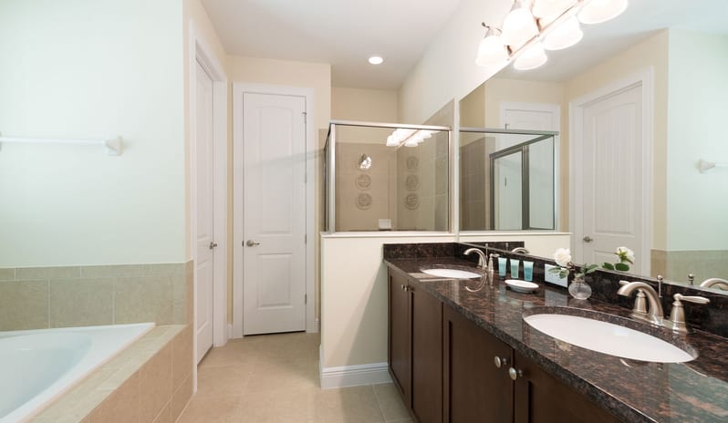 Encore Resort - Eight Bedroom Master Bathroom